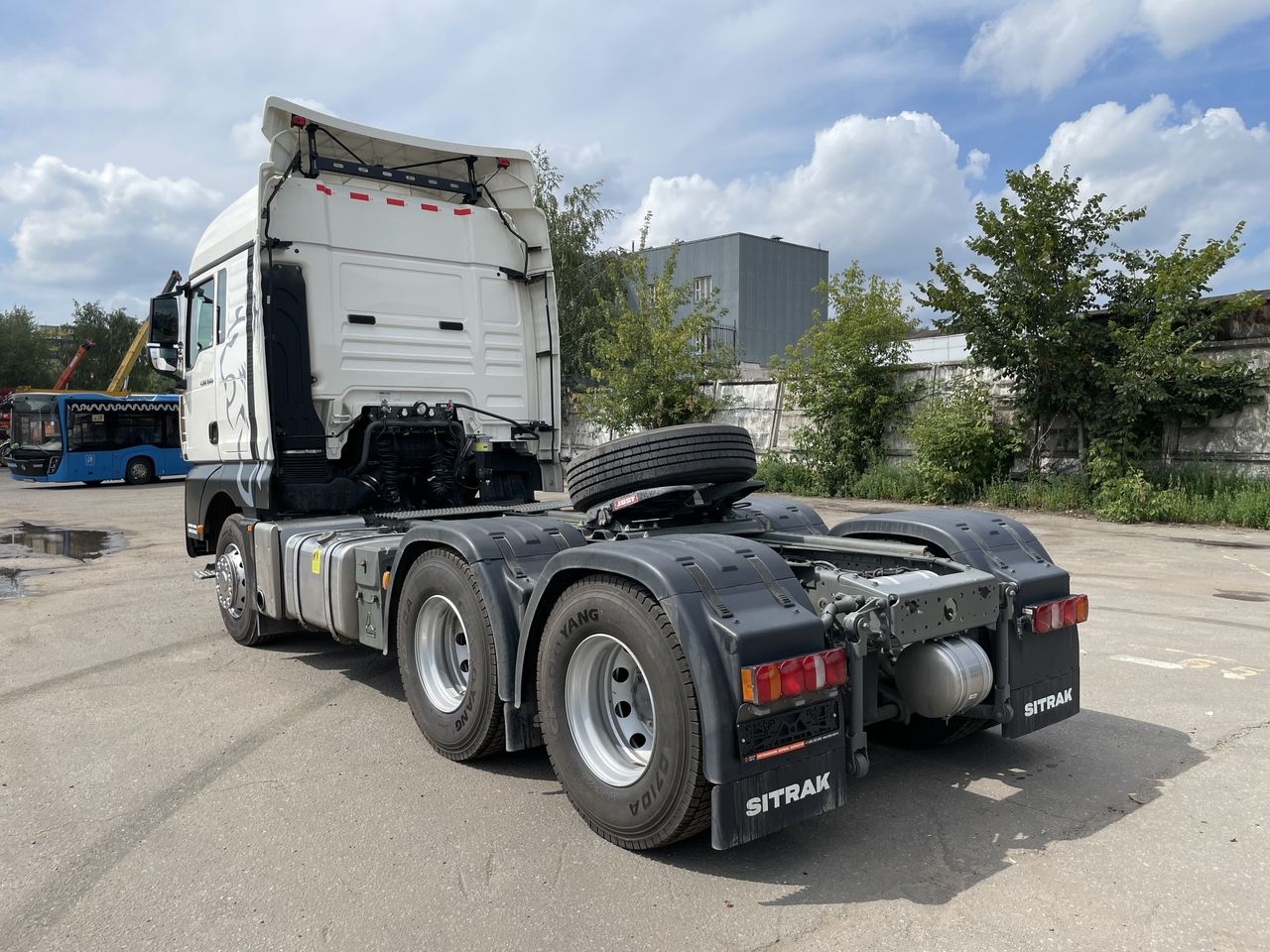 Шасси SITRAK C7H 